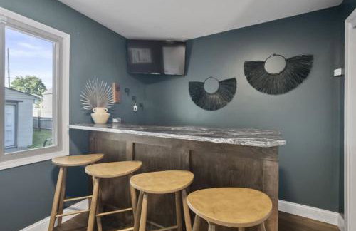 Hanford House w Hot Tub,Sauna,Bar - Photo 22