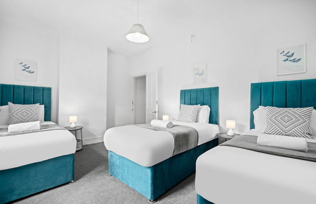 Cosy Three Bedroom Family Home With Garden - Foto 6