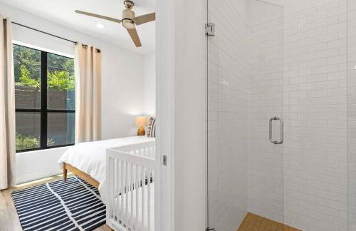 Beautiful Perfectly Located Luxury 2 Bed Townhome - Foto 7