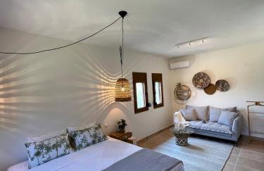 Paralia Homes cheerful 2 bedroom with pool, unit #1 - Foto 11