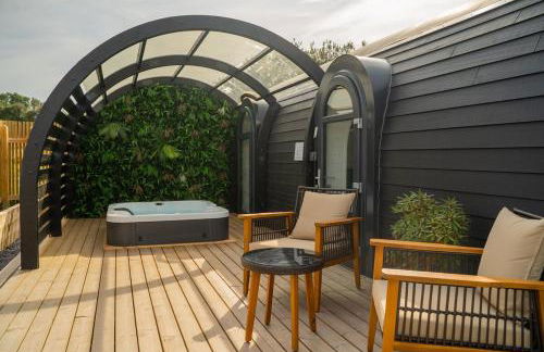 Luxury Glamping Tali Pod Escape with Private HotTub - Foto 27