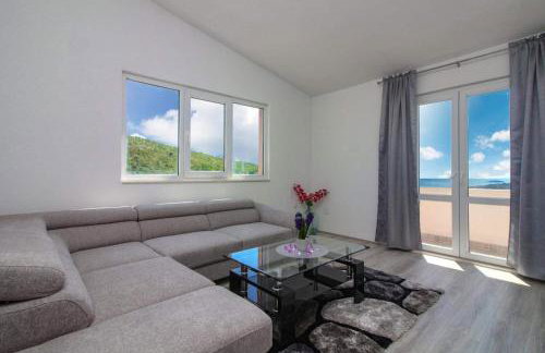 Conte Čikara Apartment - Foto 1