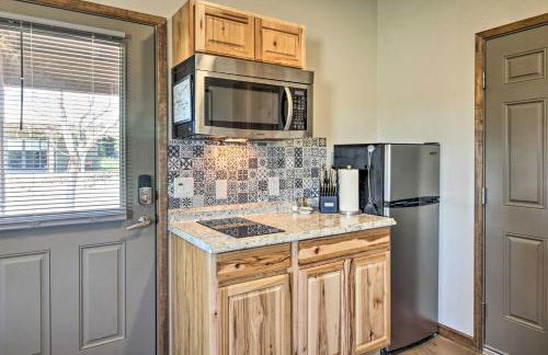 Cozy Elgin Casita with Gas Grill Pets Welcome! - Foto 4