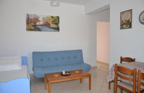 Spacious 1 bedroom apartment 2 km to Pessada beach - Photo 9