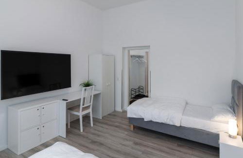 Modern, komfortabel, vollausgestattet - Apartments by mevoga - Photo 3