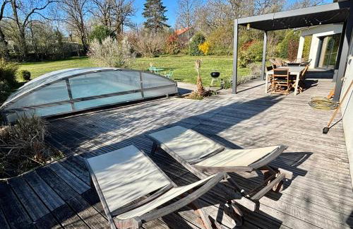Villa contemporaine avec piscine sur 4000 m2 à Rodez 9 personnes - Foto 40