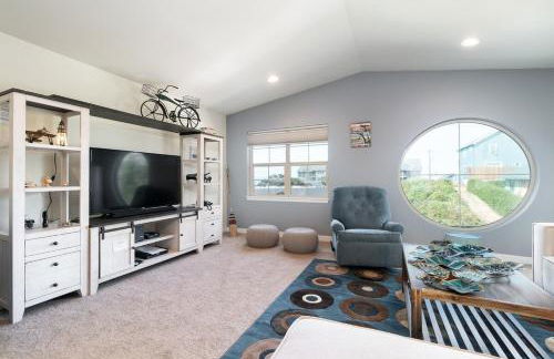 Newly Remodeled Family Friendly Ocean View - Foto 32