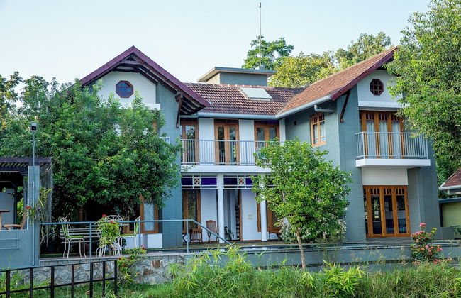 Hibiscus Earth - CGH Earth - Foto 1