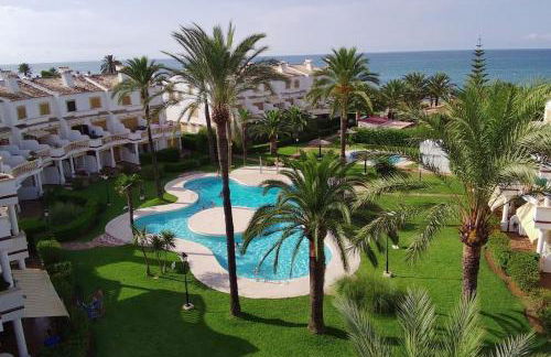 Apartamento Bajo en primera línea de playa Denia - Foto 2