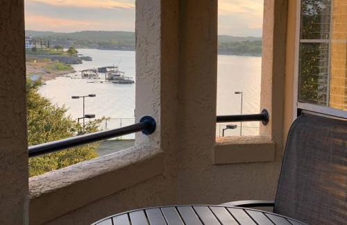 Island Escape|Sunsets| HotTub| Lake|Free Parking - Foto 1