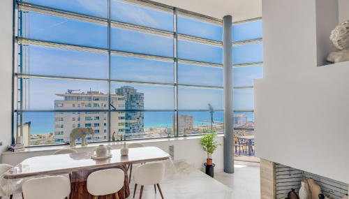 Penthouse Duplex with TOP Views! - Photo 4