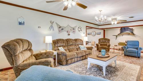 Fish and Explore Serene Home on Bayou Petit Caillou - Foto 5