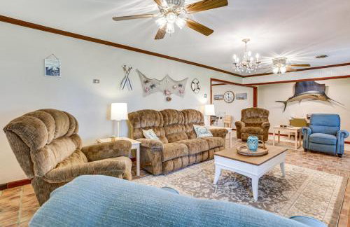 Fish and Explore Serene Home on Bayou Petit Caillou - Foto 5