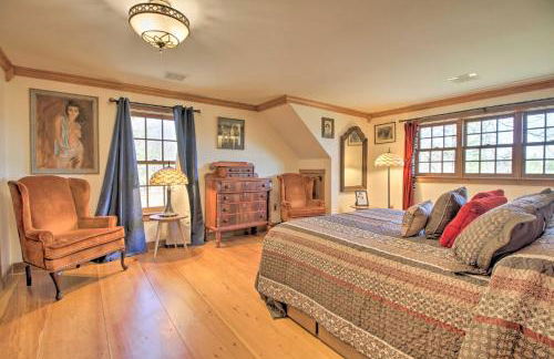 Timeless Red Sox Retreat with Scenic Mountain Views! - Foto 12