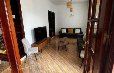 Gran casa cerca de la playa con 3 dormitorios en Pedregalejo - Photo 18