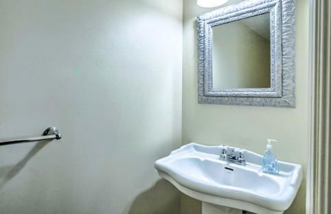 Lovely Hawthorne Home with Private Boat Dock! - Photo 12