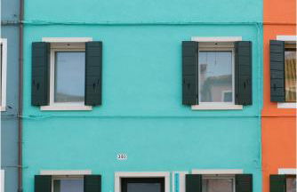 Tiffany Home - Photo 17