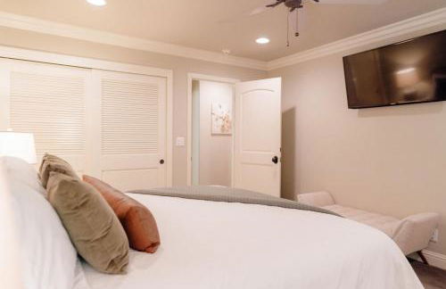 Luxury House, Walk to Downtown or Pioneer Park - Photo 34