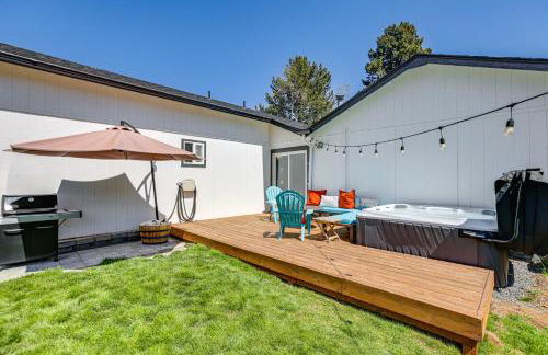 Family-Friendly Home with Fire Pit in Bend! - Photo 1