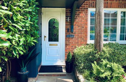 The Lake House, Woking - Photo 23