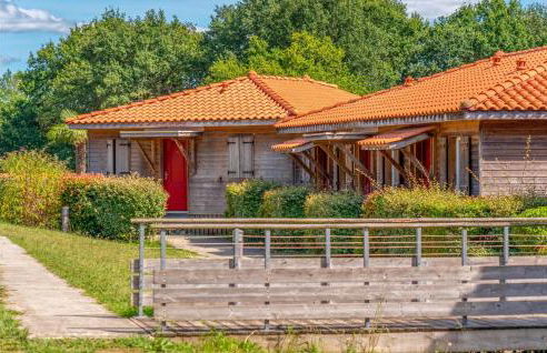 Beautiful Apartment In Cassen - Foto 8