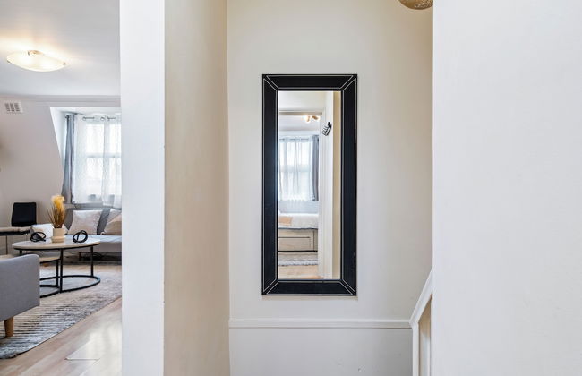 Charming London Apartment With 2 Bedrooms - Photo 31