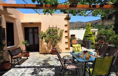 Traditional Cretan Villa - Photo 10