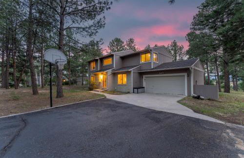 Spacious Comfort in Scenic Monument - Foto 55