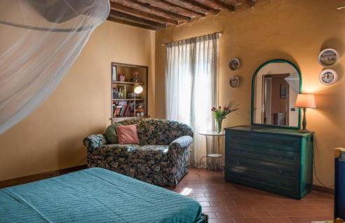 Awesome Home In Quiesa - Foto 48