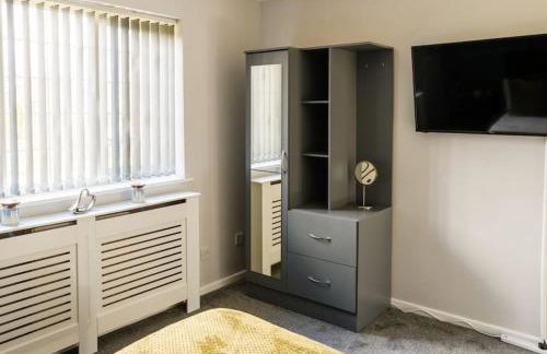 Stylish Two-bed House Birmingham with Parking - Foto 9