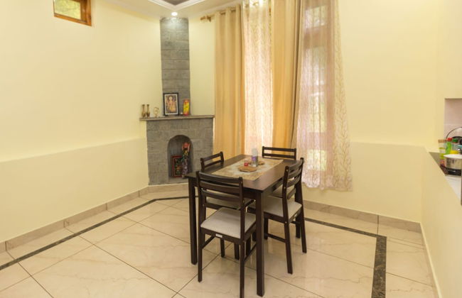 OYO 16593 Home Luxury 3BHK Galaxy Villa Andrar - Foto 13