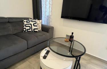 HelaMoni, New 5 Star 2 Person apartments with pool - Foto 52