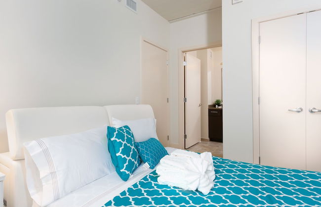 Pet Friendly 2 Bedroom And Apartment Near Rittenhouse Apts by RedAwning - Foto 3