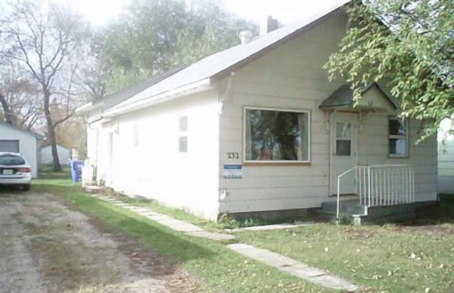 Canora Home Rentals Vacation Cottage - Photo 1