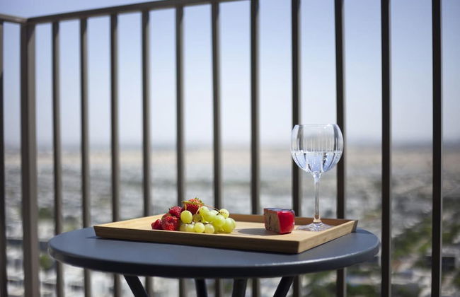 Modern Boho 1BR Sleeps4 Balcony Pool Gym Dxbhills - Foto 13