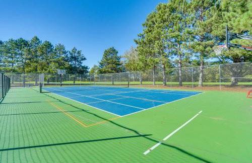 Lake Days, Links and Trails! Danbury Cottage - Foto 20