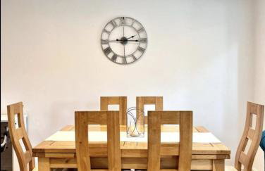 Turquoise Tranquil- 3 Bed House - Photo 27