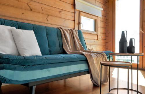 Recién renovada! Exclusiva villa de madera con piscina y vistas al mar - Foto 38