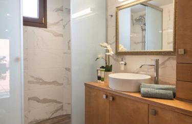 Princess Anna Maria - Photo 32