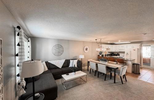 Perfect Family Escape - 3 Bed Condo with Pools - Photo 45