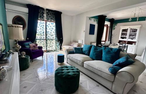 Seb's Flat - Home of the Sun & Colors, Free Wi-Fi , AC, SmartTV - Foto 1