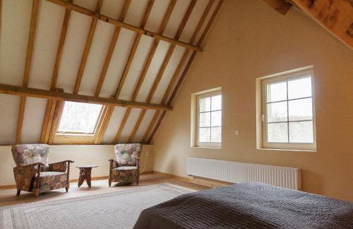 Beautifully located country house with heated pool - Foto 19