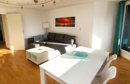 Cozy-Stay II, 2-Room Flat for Vacation & Messe, Düsseldorf, Perfect Connectivity - Foto 5