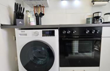 Modern Homes - Voll ausgestatte Wohnung - Balkon - Hotelbetten - 4K TV - WLAN - Foto 67