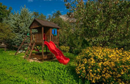 Villa Regina -Hidden Eden with Treehouse & Heated Pool - Foto 10