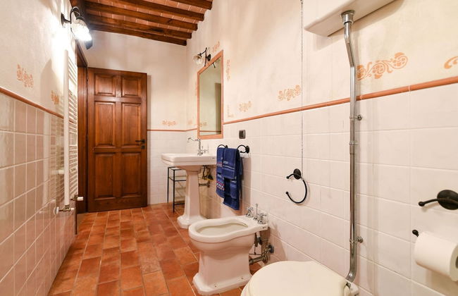 Comfortable Apartment With Stunning Views, Near hot Springs - Foto 19