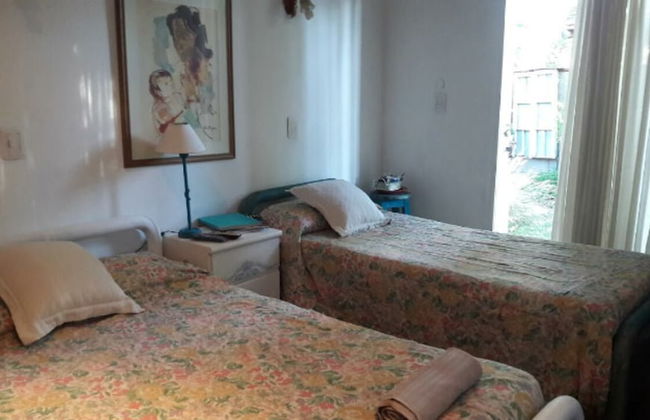 Dark Green House - Chacras de Coria - Photo 8