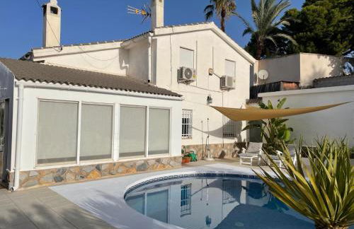 Villa with Private Pool & Hot tub - Foto 26