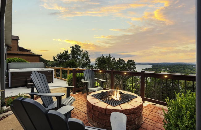 Table Rock Manor at Whitefish Bay - Photo 49