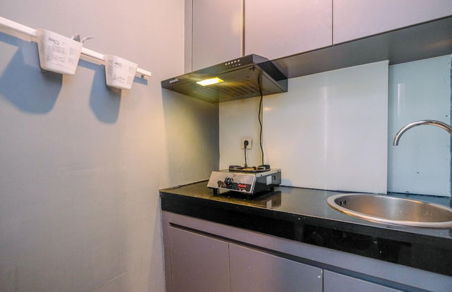 Modern Furnished @ 1BR Margonda Residence 1 Apartment - Photo 7